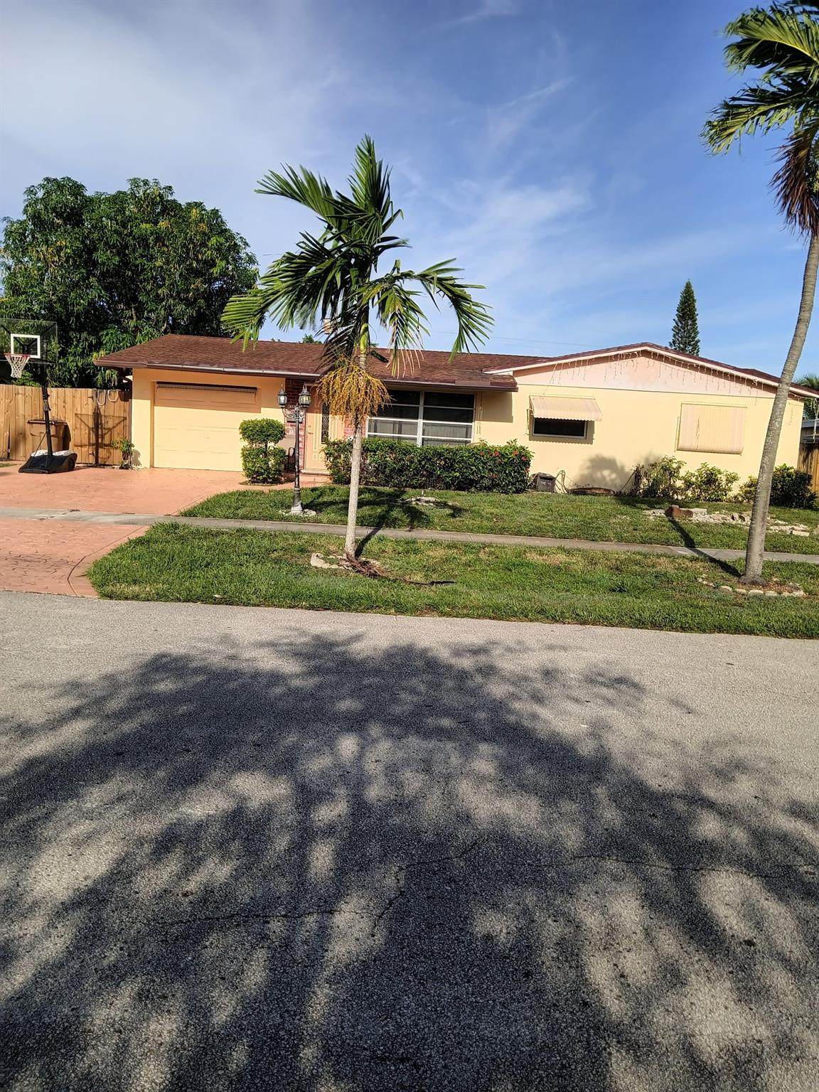 3810 NW 4th Ave