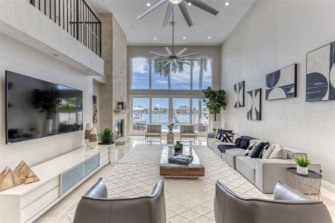 616 1st Key Fort Lauderdale, FL 33304