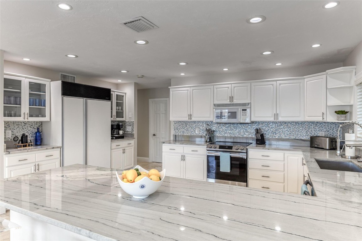 616 1st Key Fort Lauderdale, FL 33304