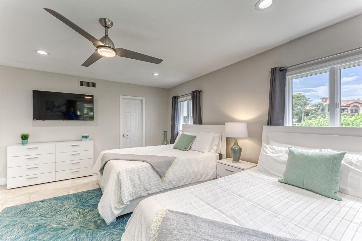 616 1st Key Fort Lauderdale, FL 33304