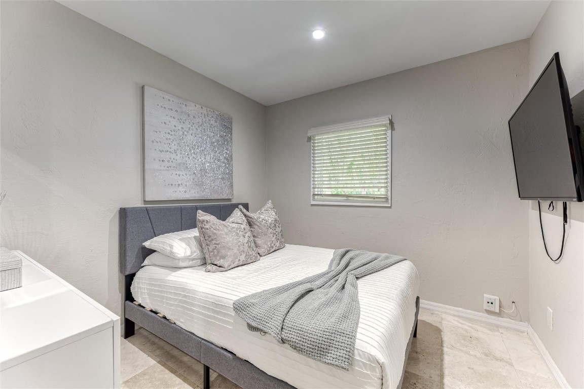 616 1st Key Fort Lauderdale, FL 33304