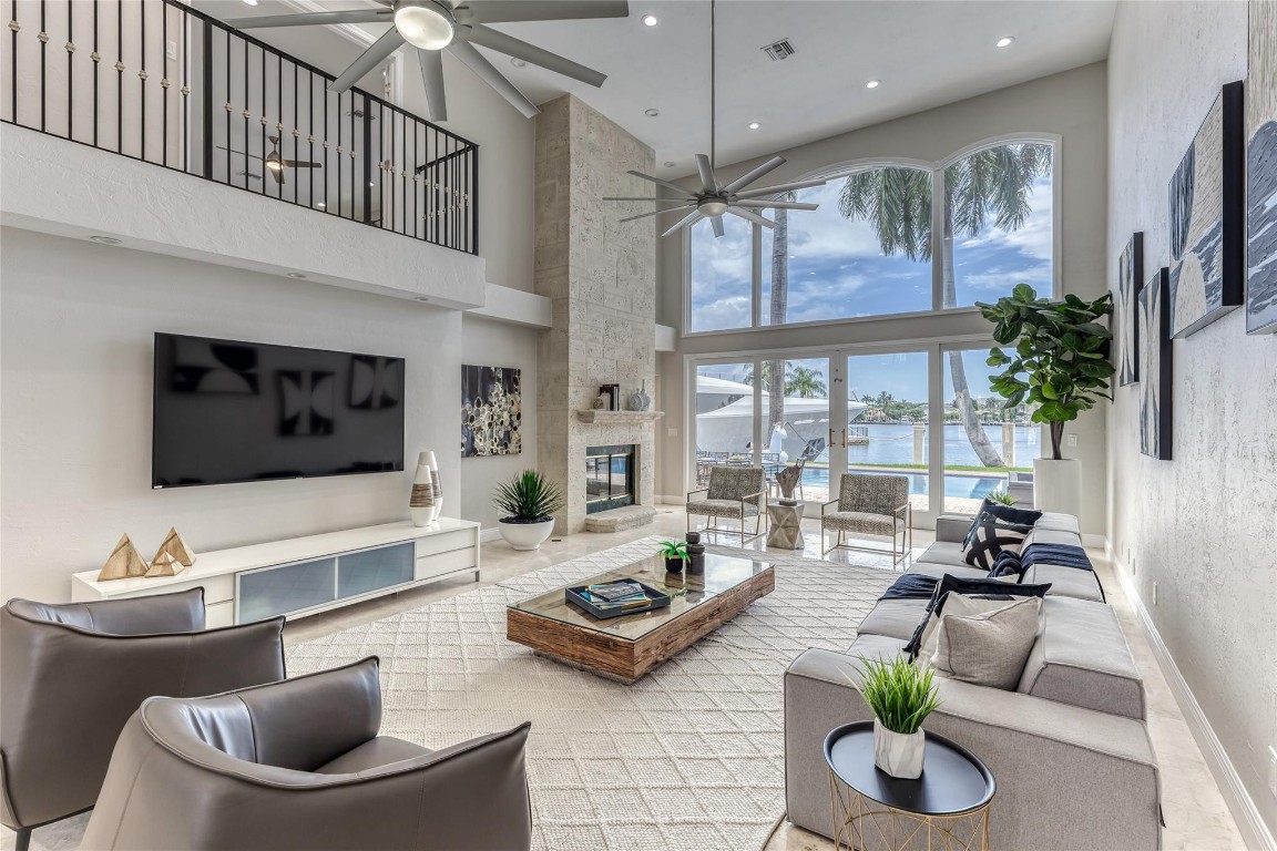 616 1st Key Fort Lauderdale, FL 33304