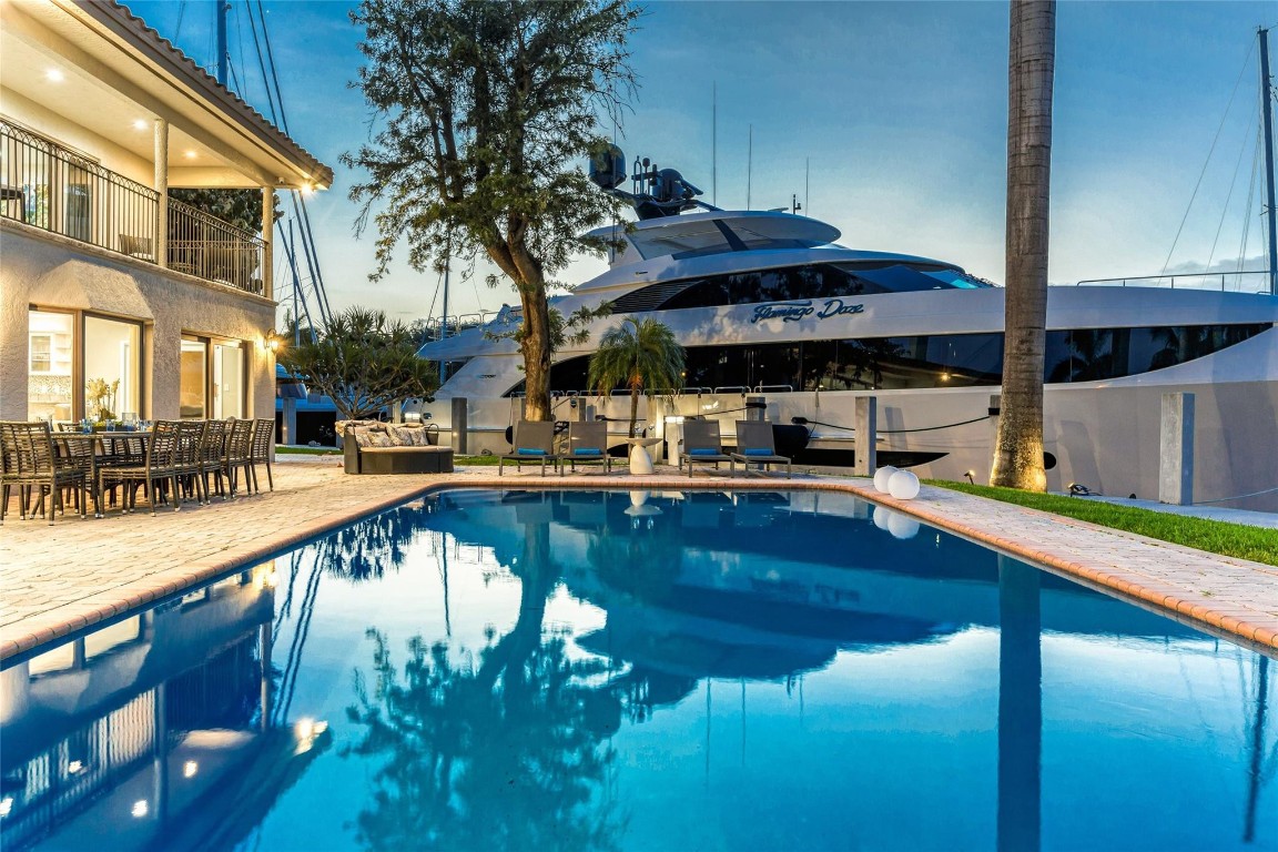 616 1st Key Fort Lauderdale, FL 33304