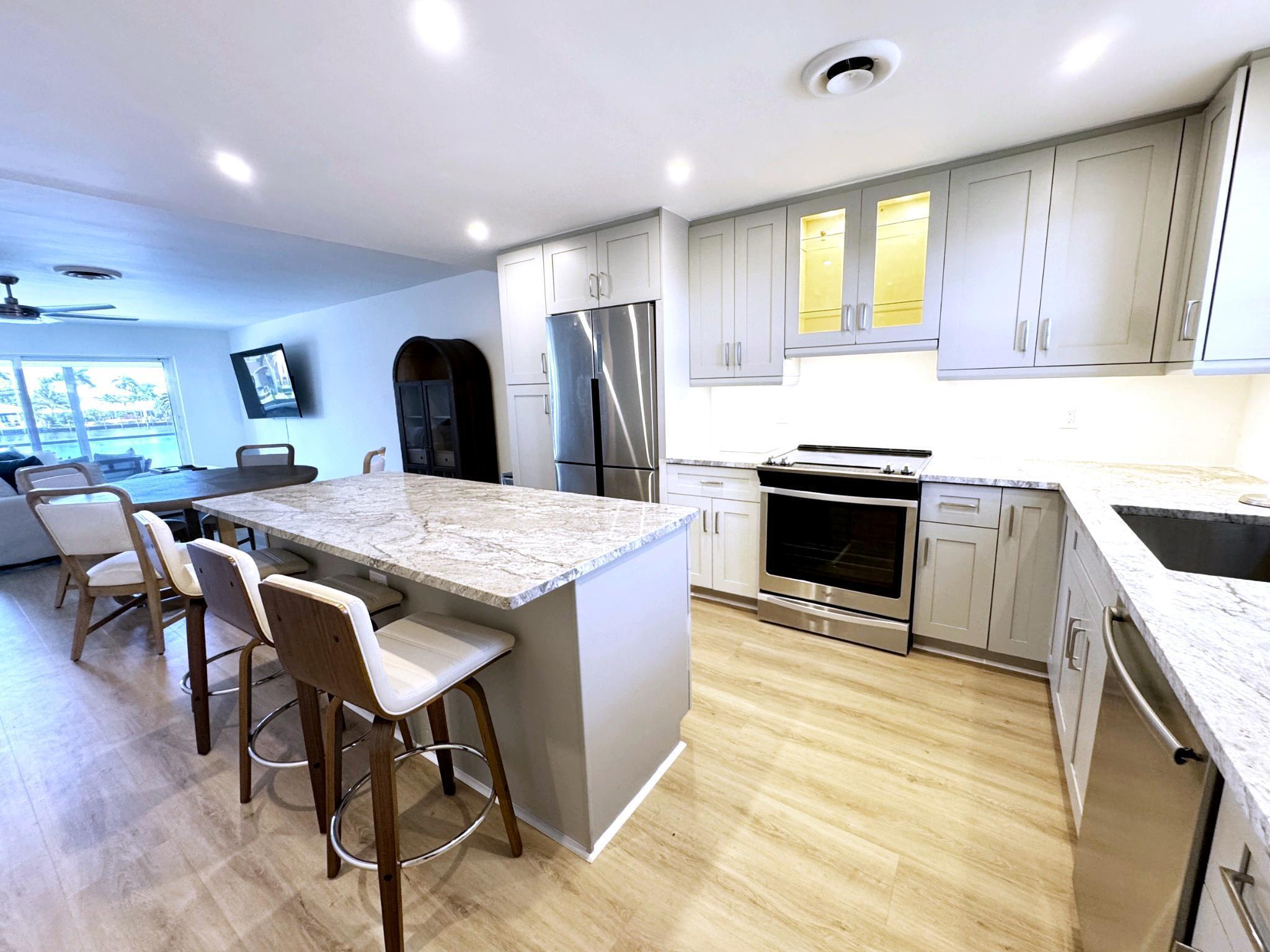 2330 NE 36th #11 Lighthouse Point, FL 33064