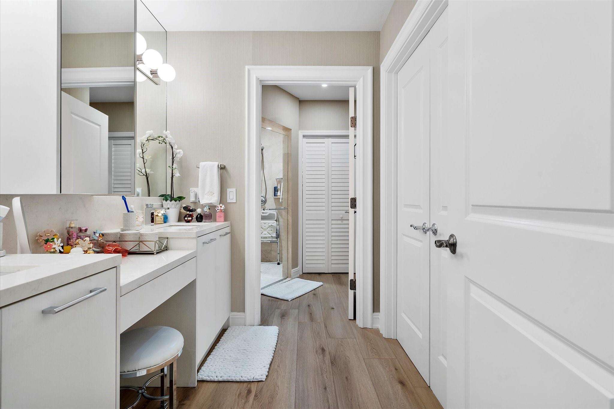 16135 Emerald Estates Dr #164 Weston, FL 33331