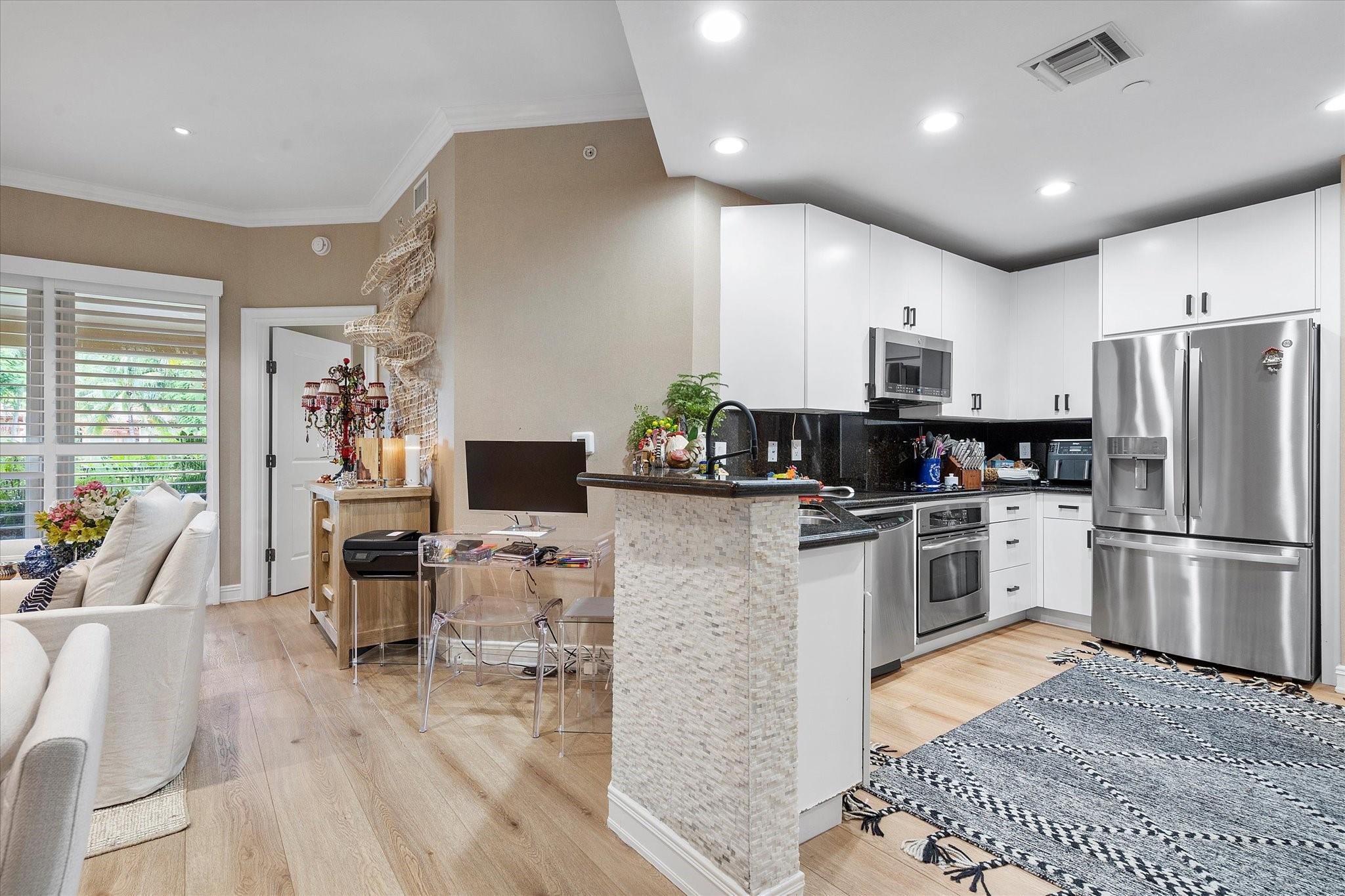 16135 Emerald Estates Dr #164 Weston, FL 33331