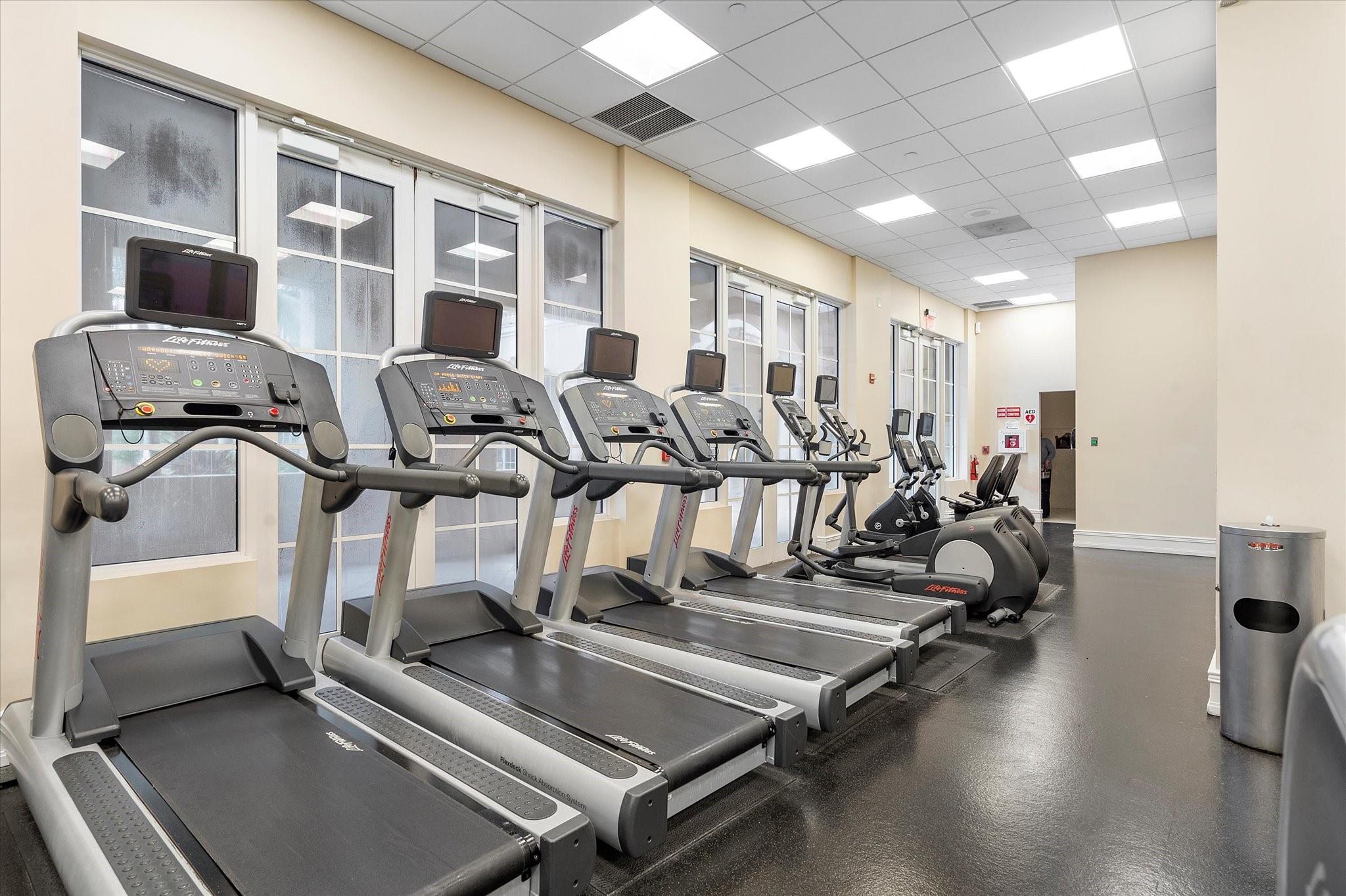 16135 Emerald Estates Dr #164 Weston, FL 33331