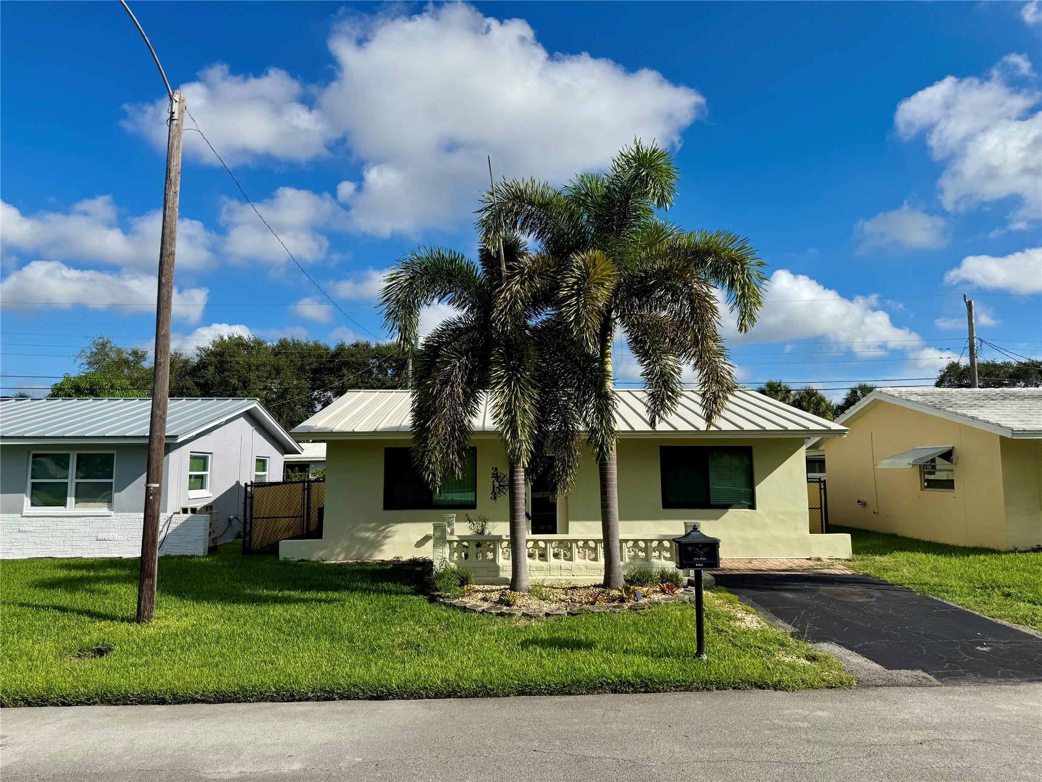 2713 NW 53rd St