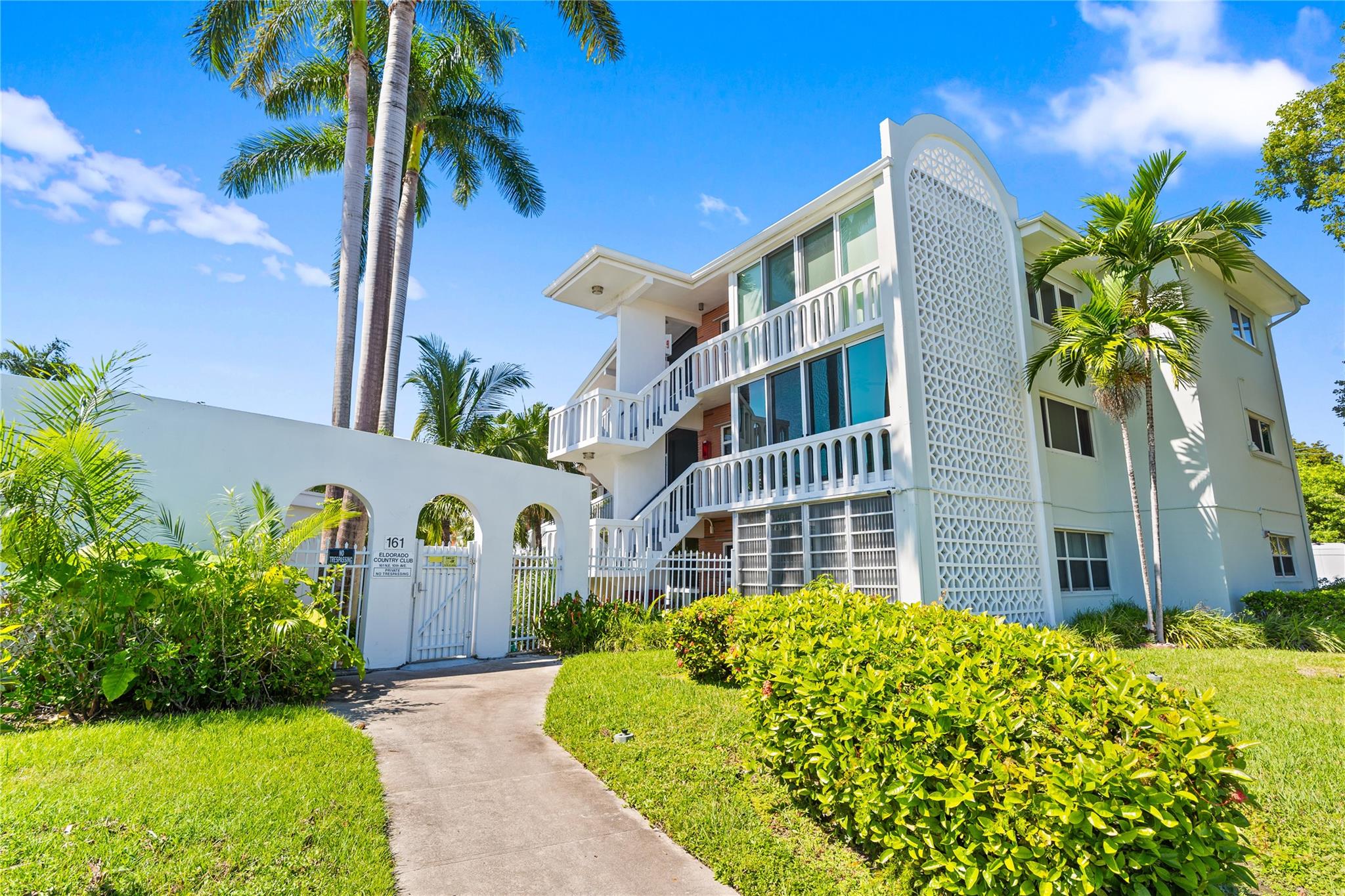 161 NE 10th Ave #3B