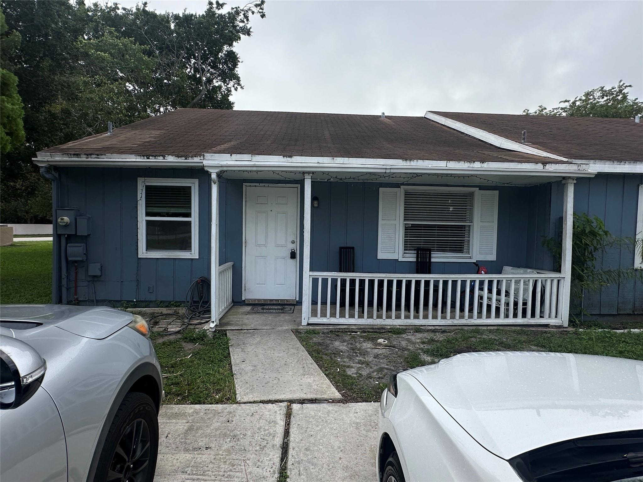 302 NW 47th St