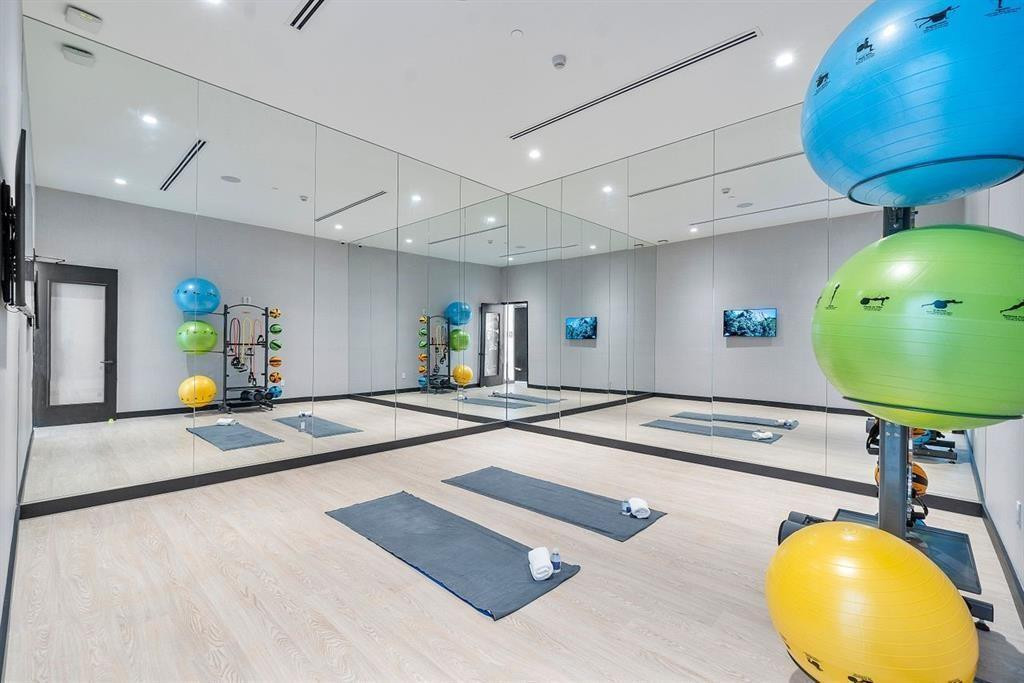 1116 N Ocean #1606 Pompano Beach, FL 33062