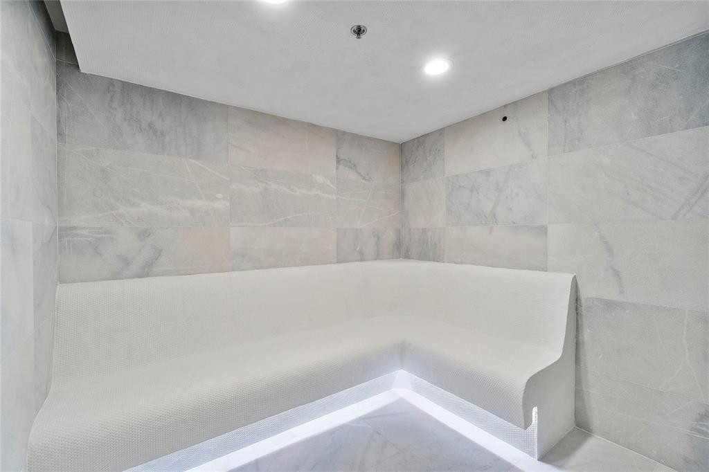 1116 N Ocean #1606 Pompano Beach, FL 33062