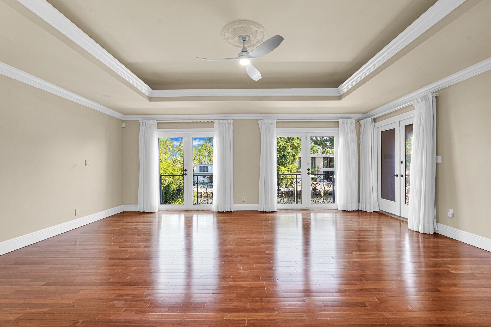 56 Fiesta Way Fort Lauderdale, FL 33301