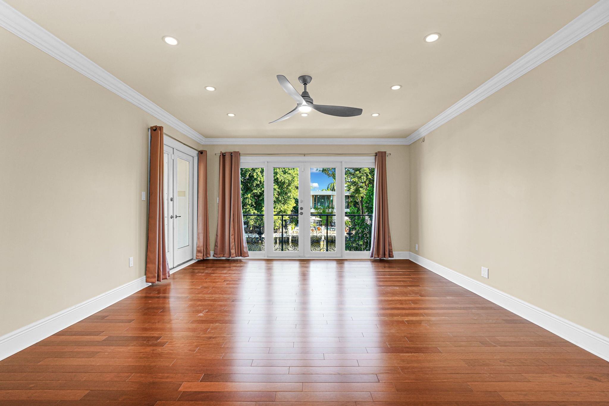 56 Fiesta Way Fort Lauderdale, FL 33301