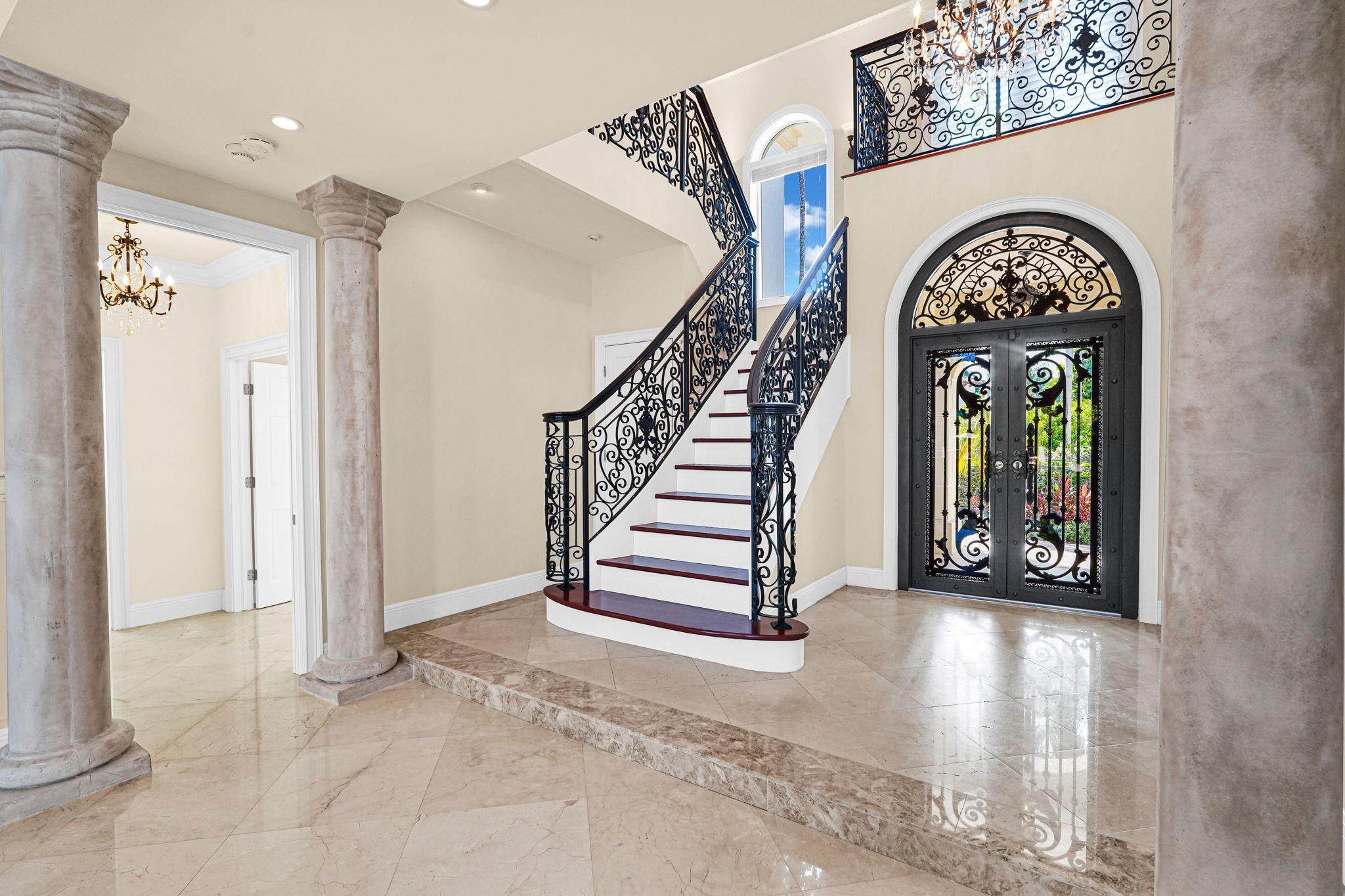 56 Fiesta Way Fort Lauderdale, FL 33301