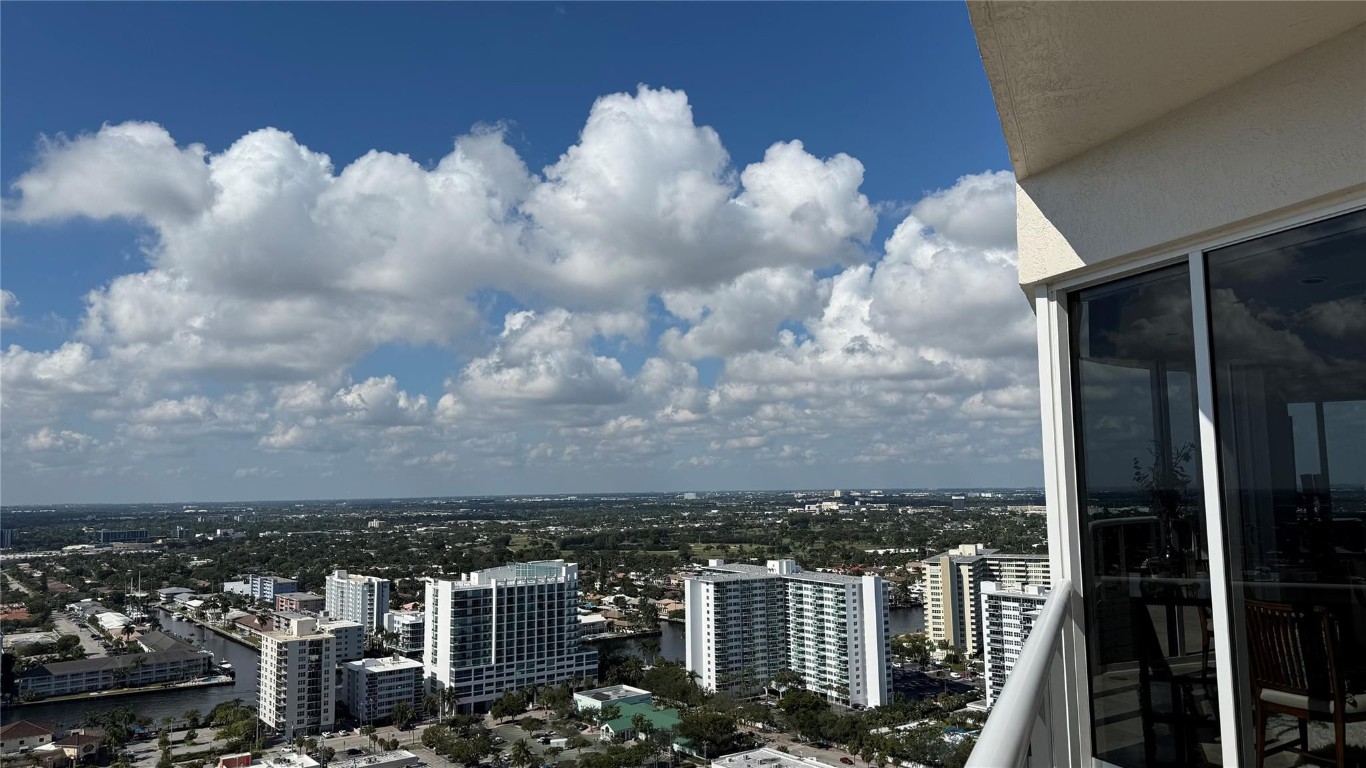 3100 N Ocean #2808 Fort Lauderdale, FL 33308