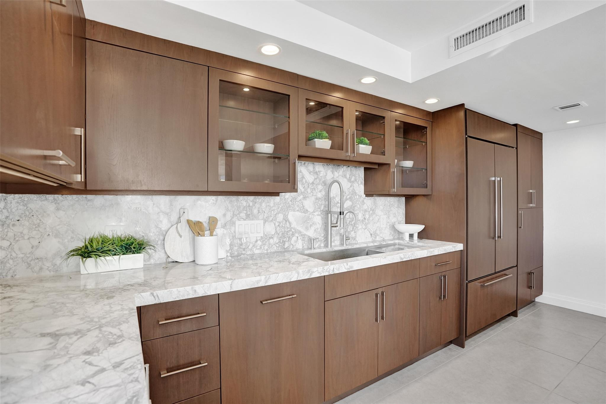 936 Intracoastal Dr #17G Fort Lauderdale, FL 33304