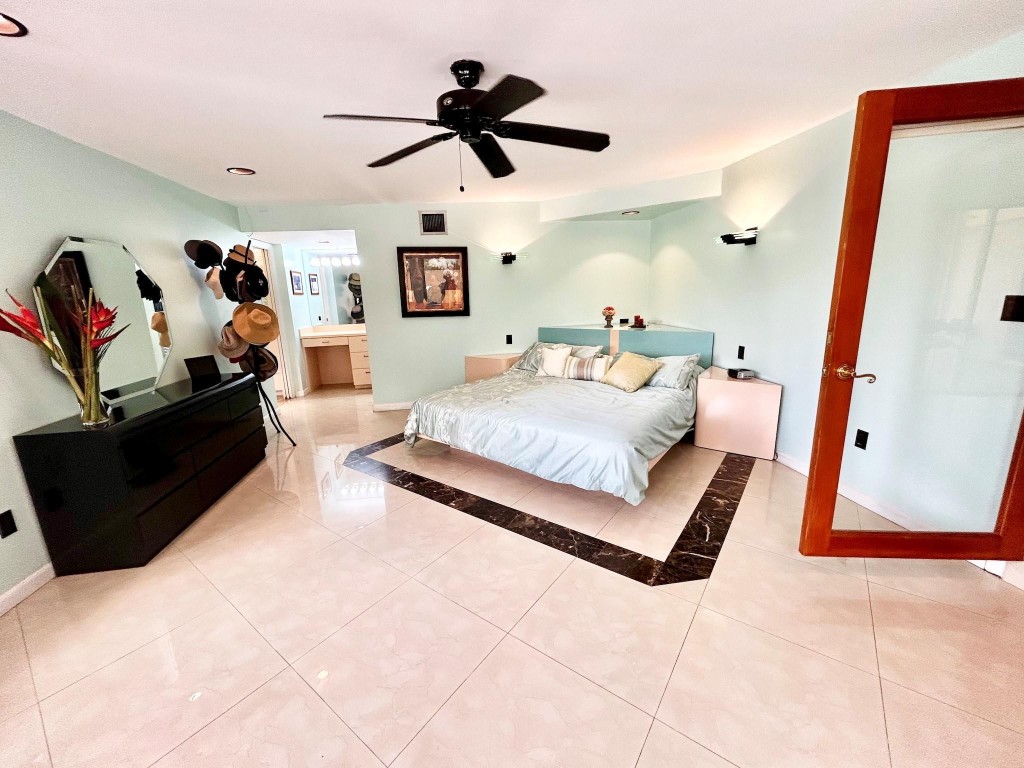 12900 N Bayshore North Miami, FL 33181