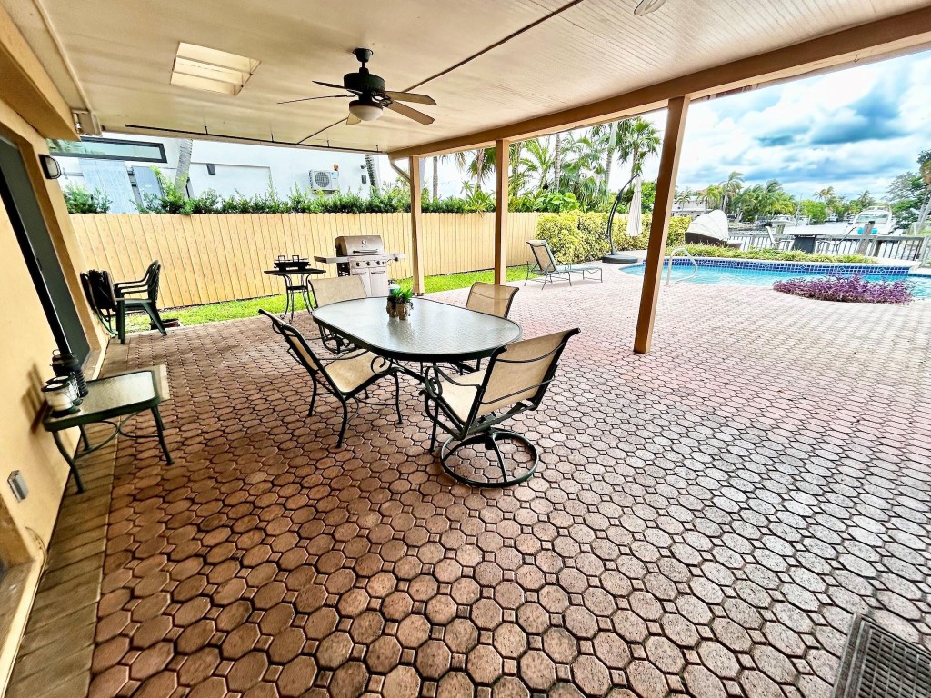 12900 N Bayshore North Miami, FL 33181