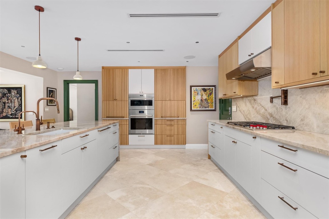 609 First Key Fort Lauderdale, FL 33304