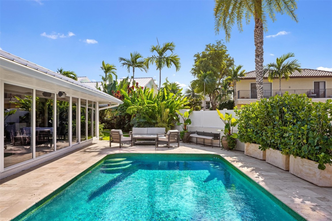 609 First Key Fort Lauderdale, FL 33304