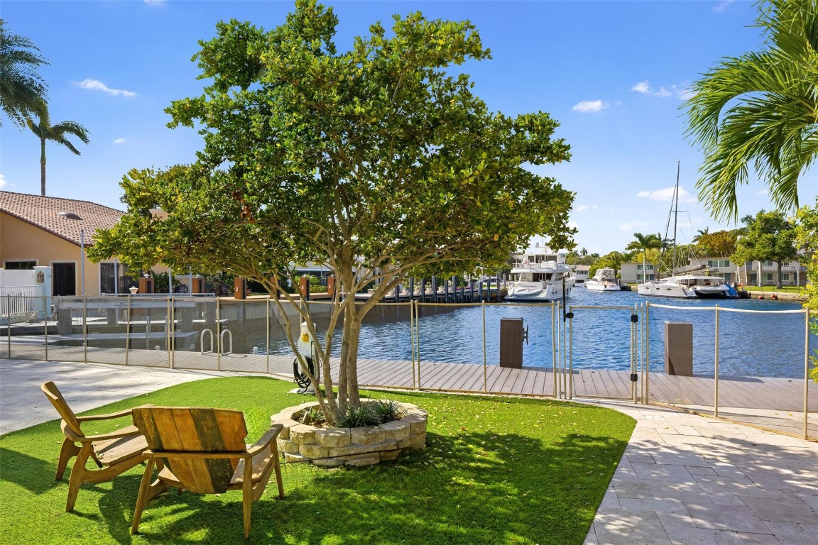 609 First Key Fort Lauderdale, FL 33304