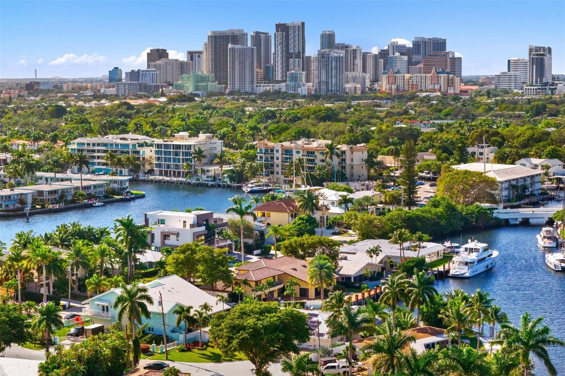 609 First Key Fort Lauderdale, FL 33304