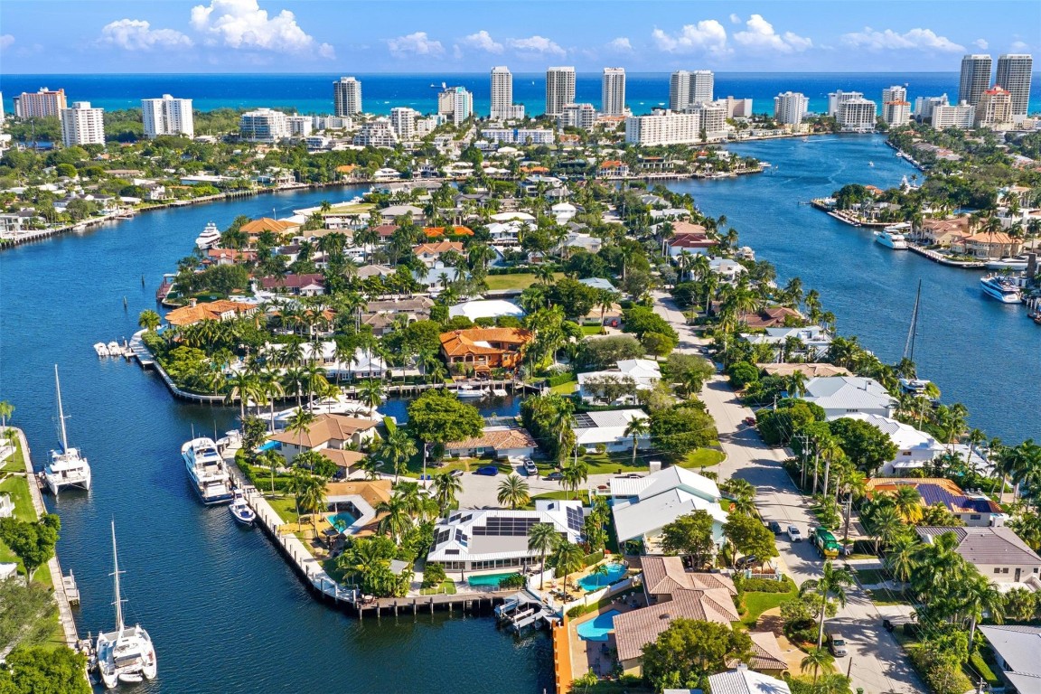 609 First Key Fort Lauderdale, FL 33304