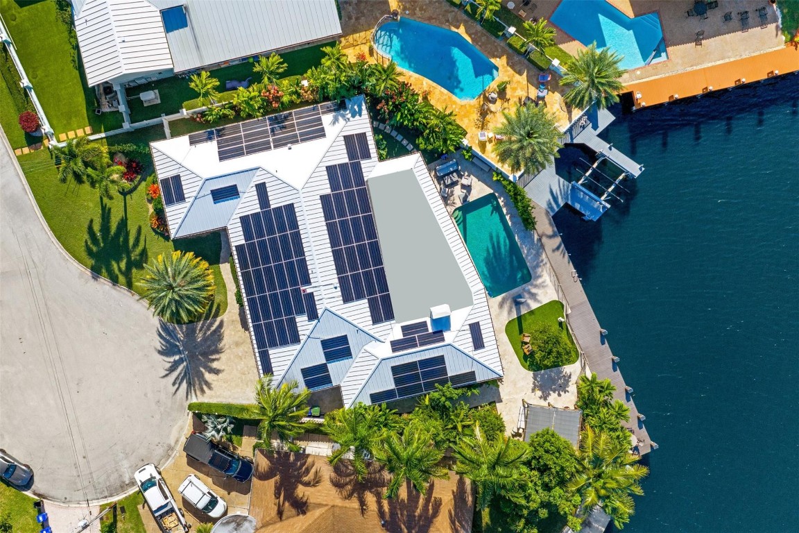 609 First Key Fort Lauderdale, FL 33304