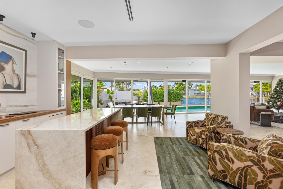 609 First Key Fort Lauderdale, FL 33304