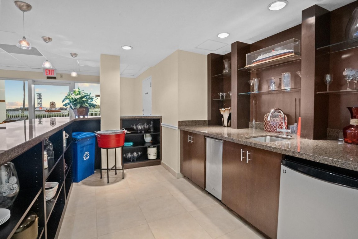 2100 S Ocean #16f Fort Lauderdale, FL 33316