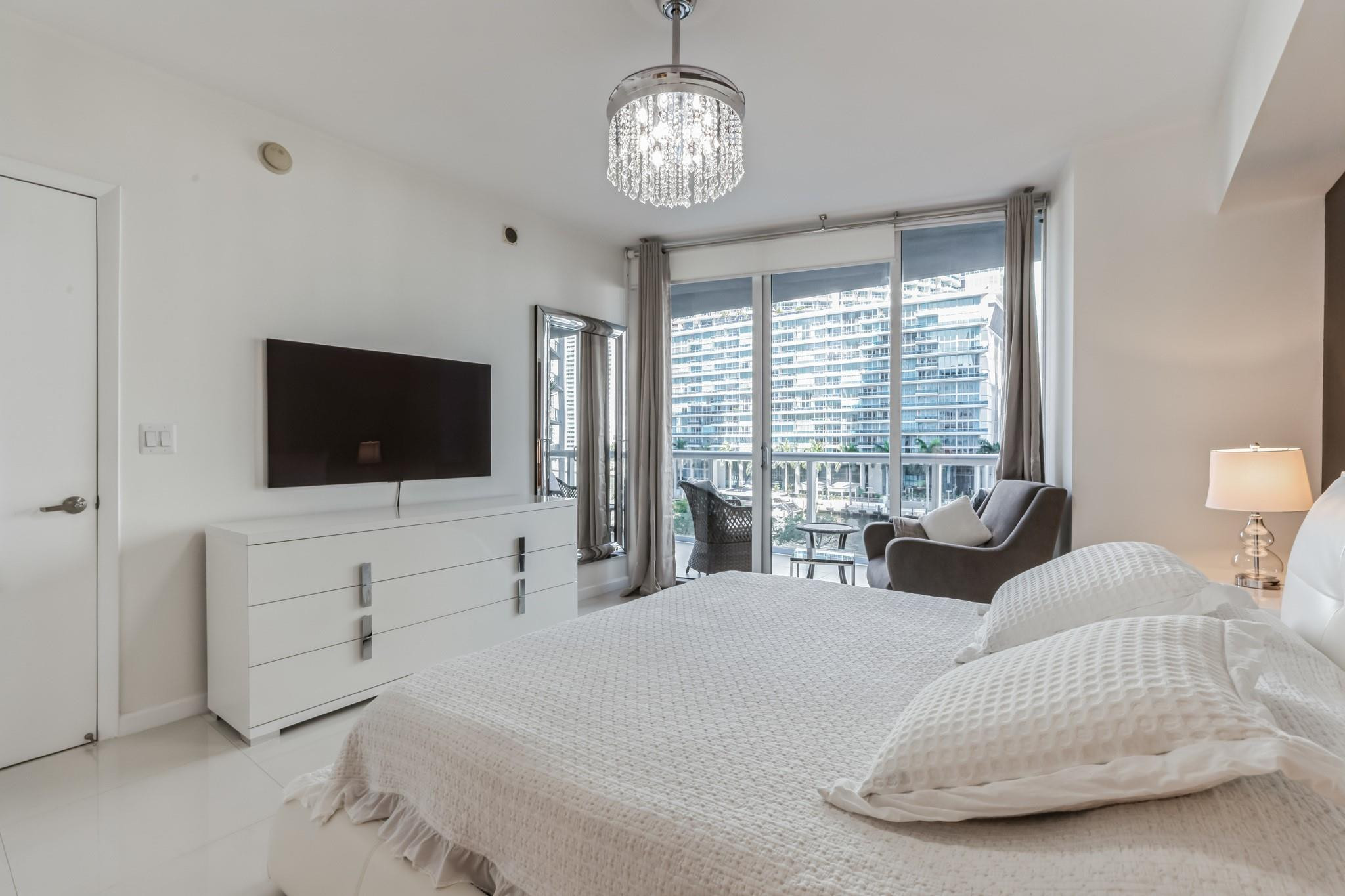 image Icon Brickell I5