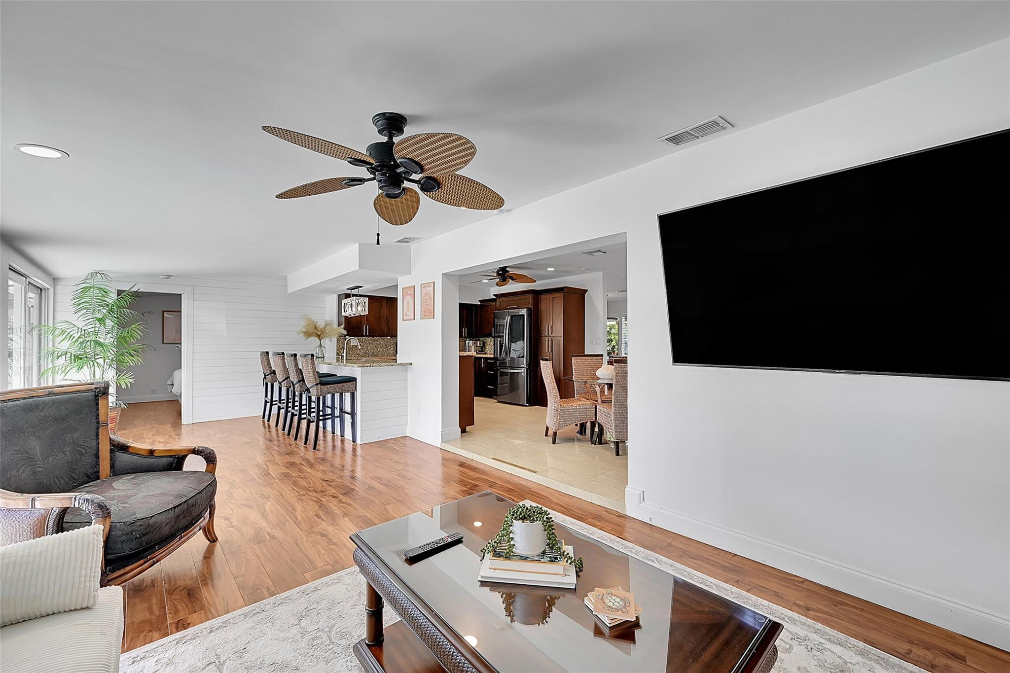 1080 SE 9th Pompano Beach, FL 33060