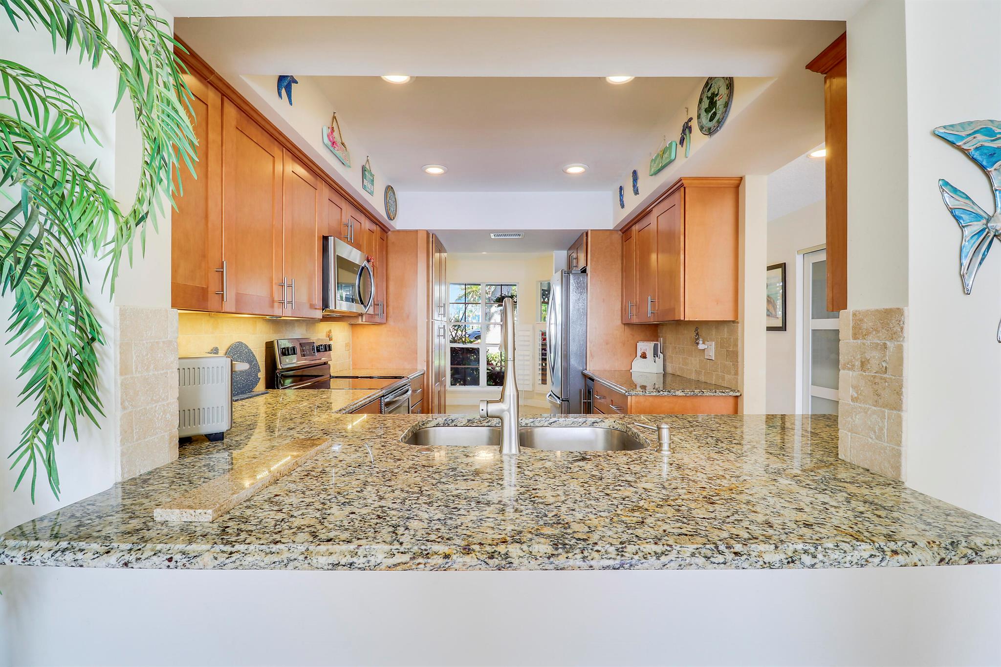 213 Ocean Dunes Cir Jupiter, FL 33477