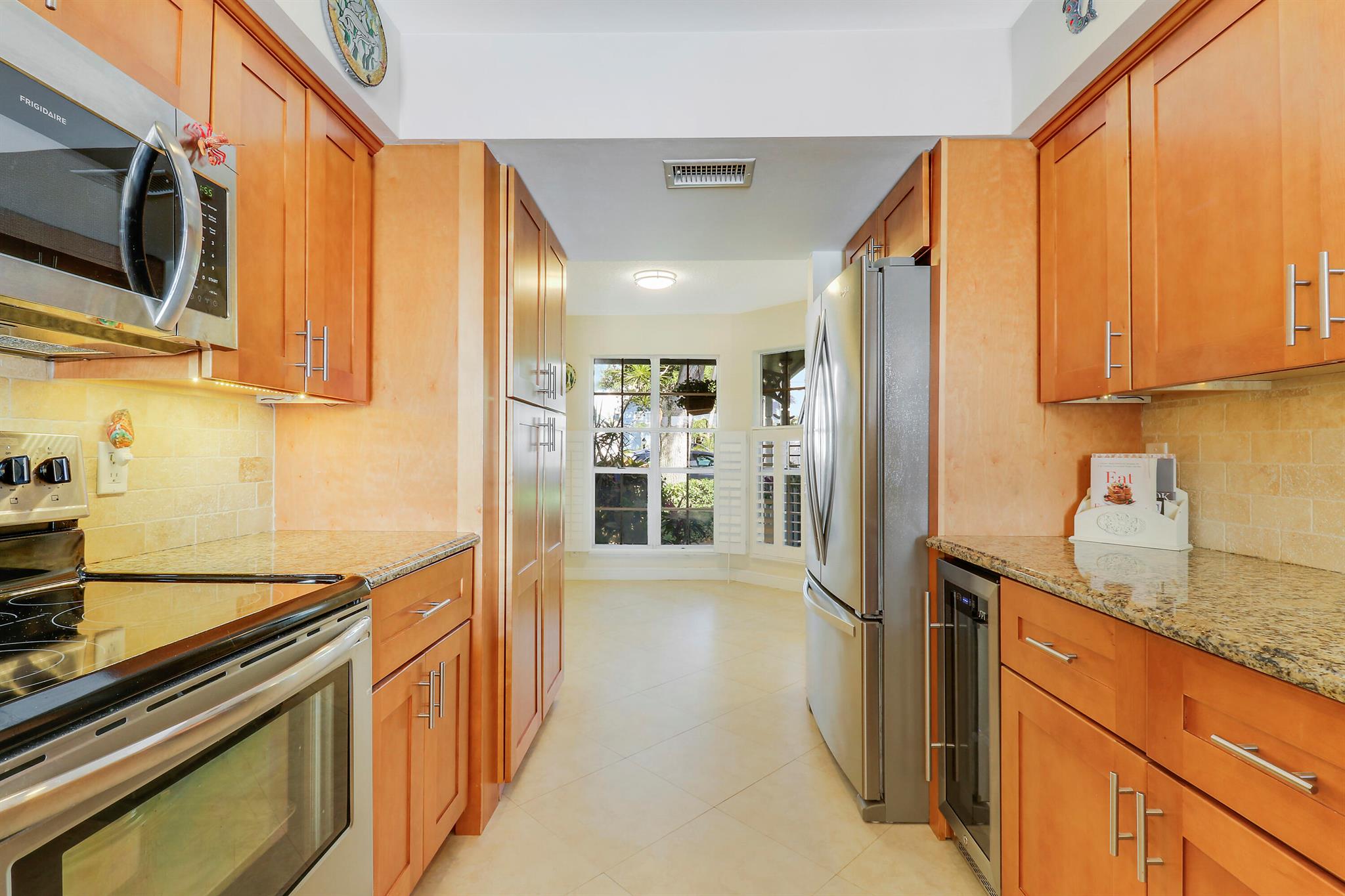 213 Ocean Dunes Cir Jupiter, FL 33477