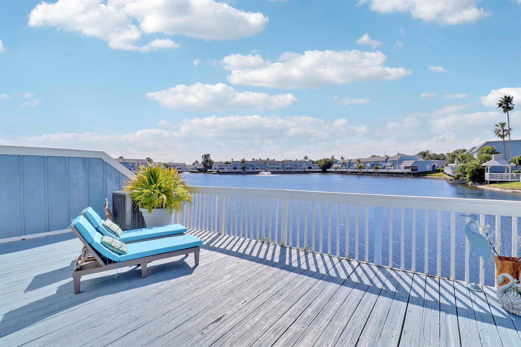 213 Ocean Dunes Cir Jupiter, FL 33477