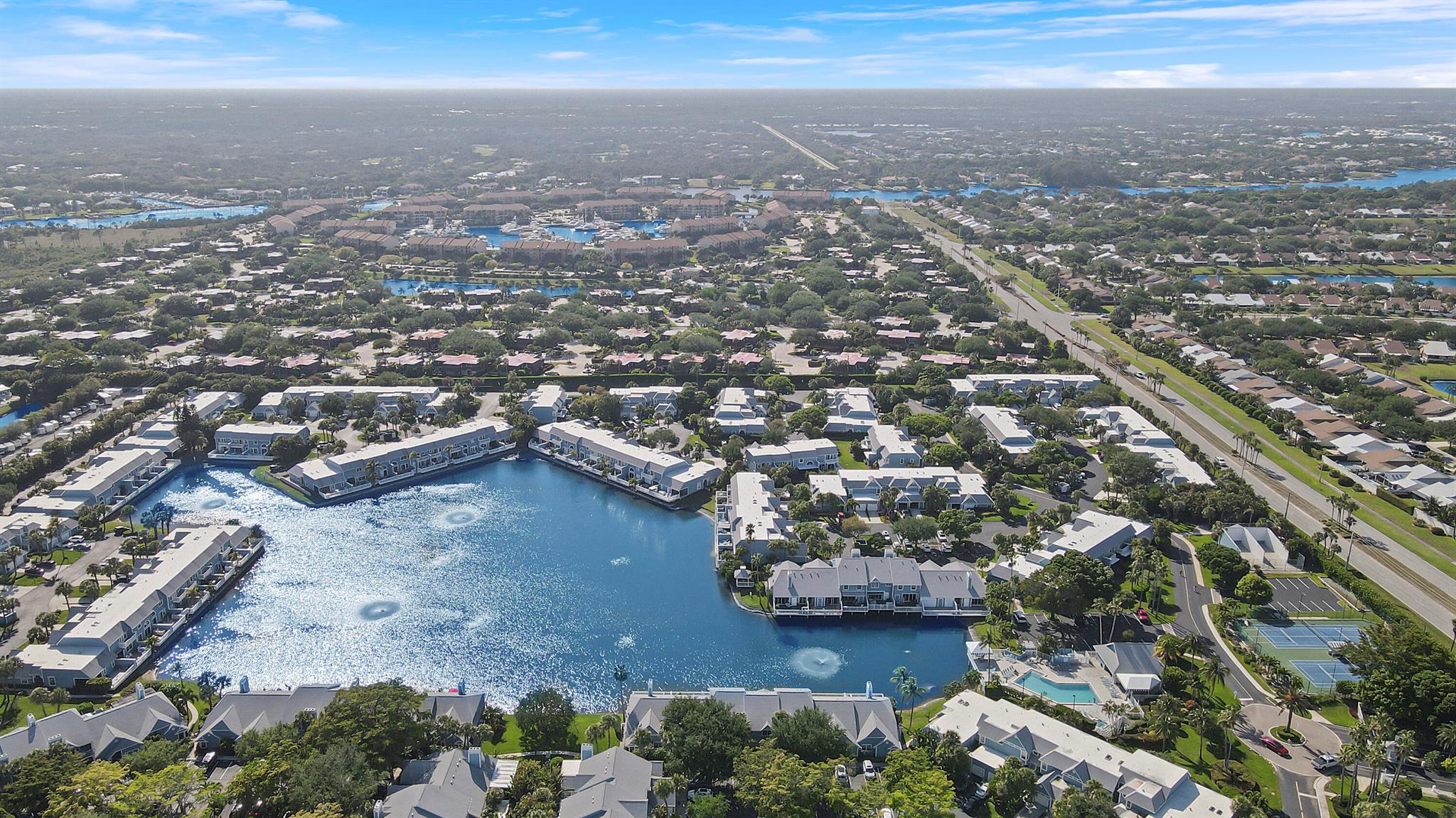 213 Ocean Dunes Cir Jupiter, FL 33477