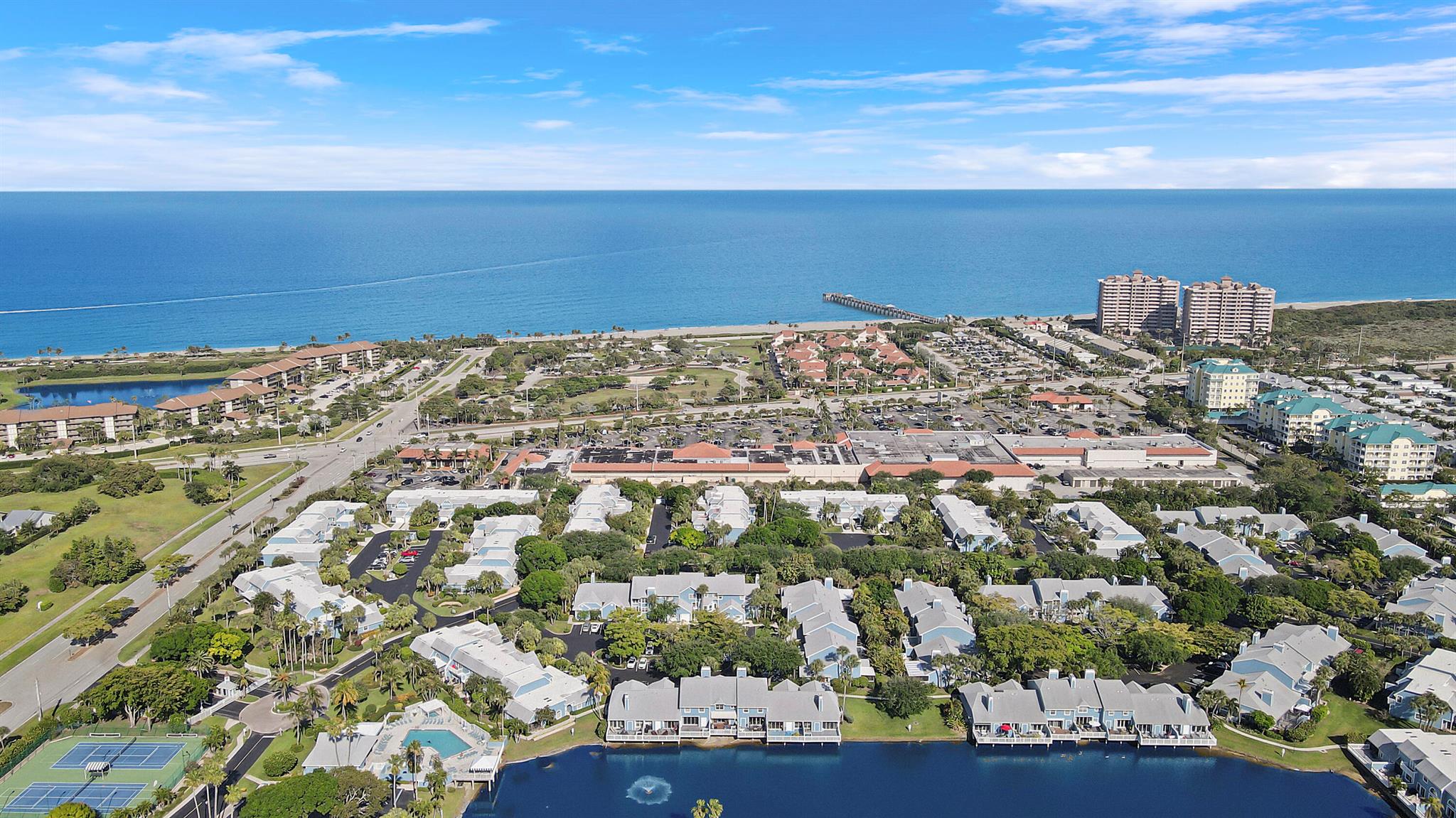 213 Ocean Dunes Cir Jupiter, FL 33477