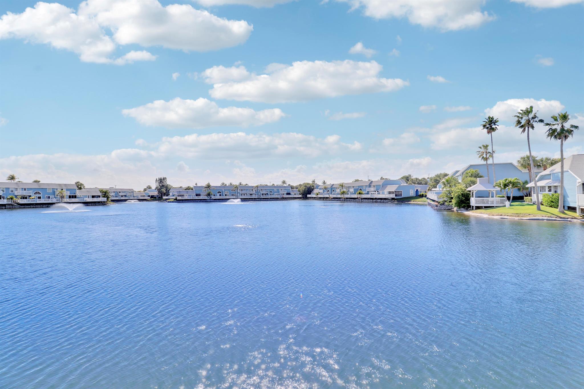 213 Ocean Dunes Cir Jupiter, FL 33477