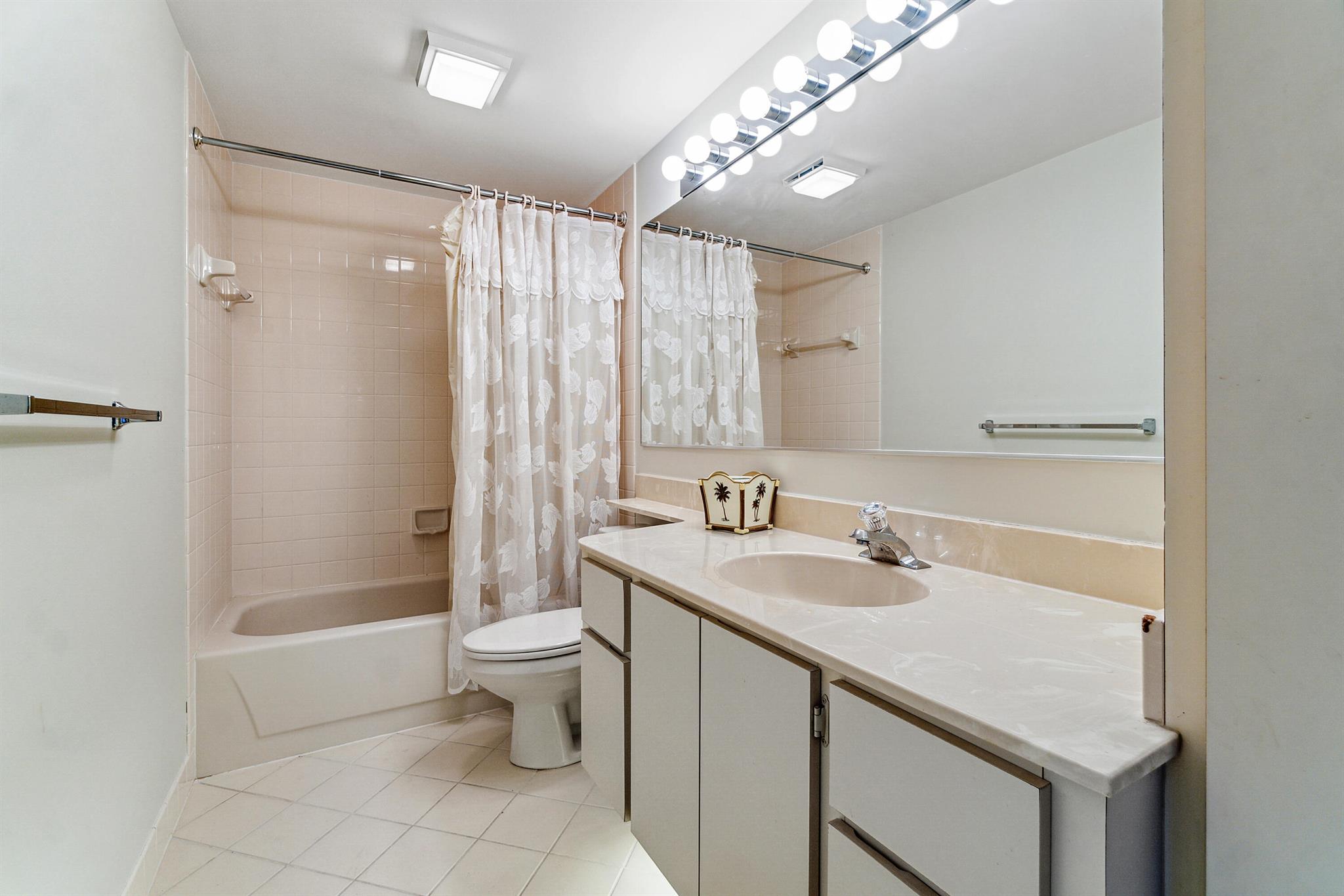 2906 29th Ct Jupiter, FL 33477