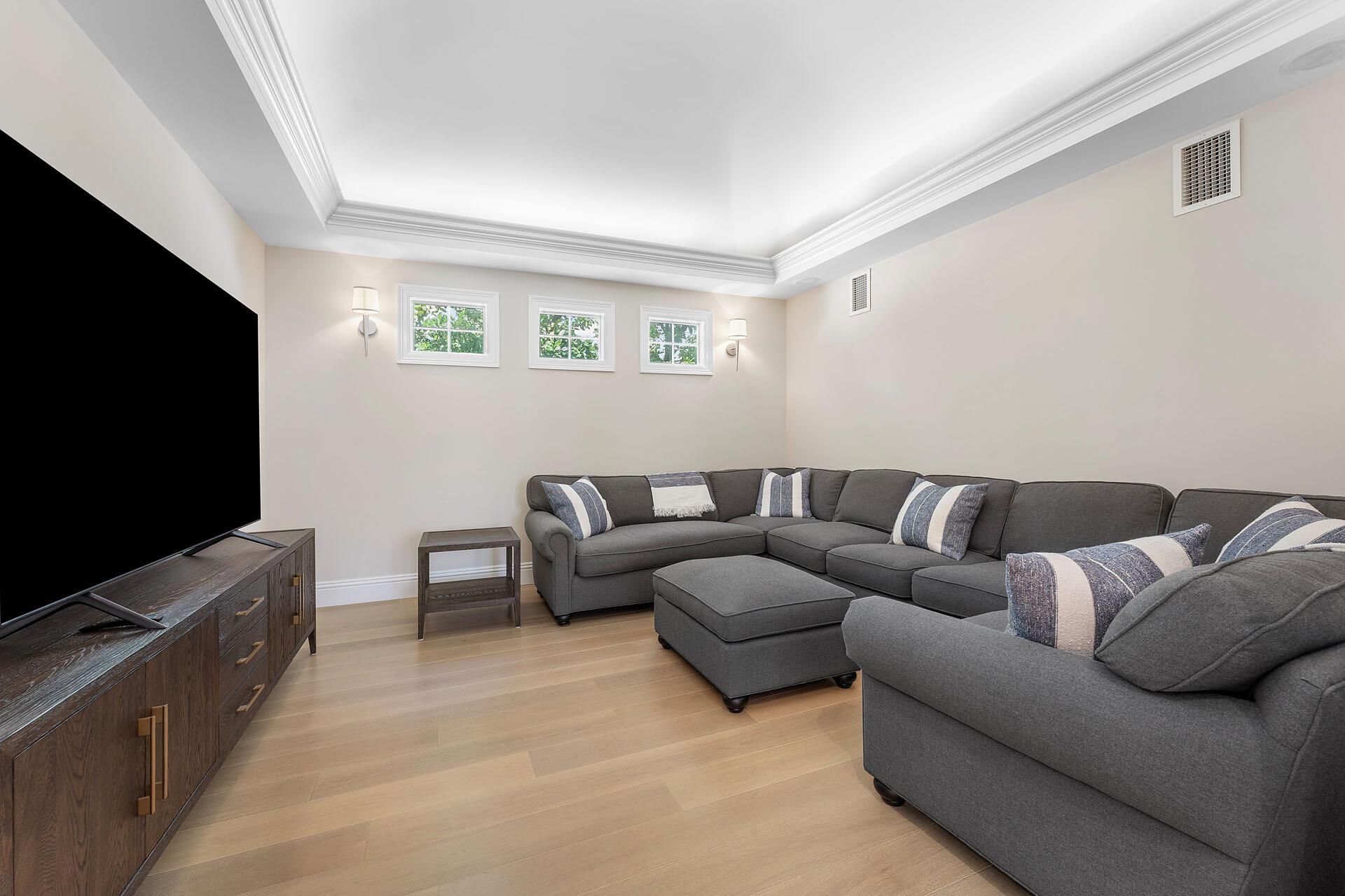 251 W Coconut Palm Rd Boca Raton, FL 33432