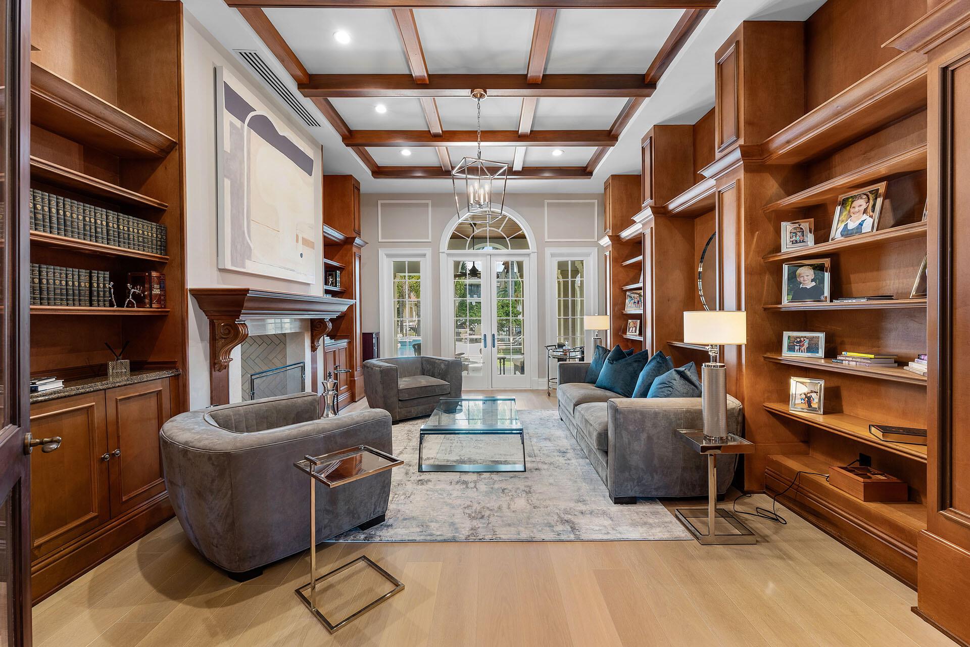 251 W Coconut Palm Rd Boca Raton, FL 33432