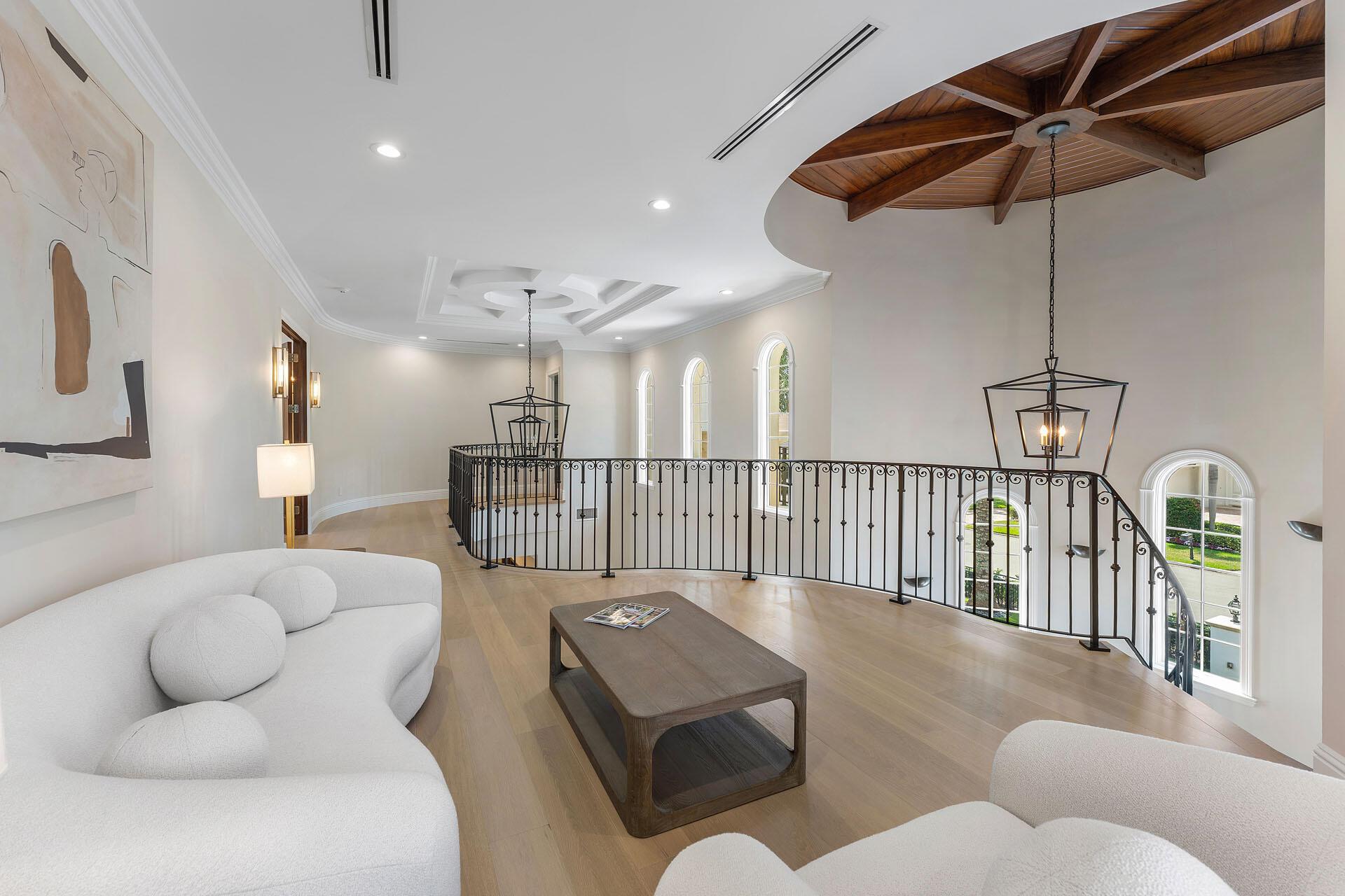 251 W Coconut Palm Rd Boca Raton, FL 33432