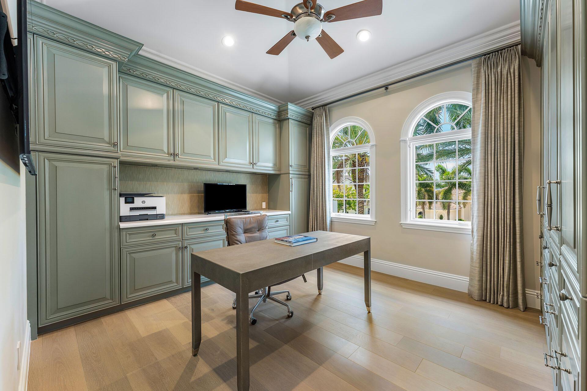 251 W Coconut Palm Rd Boca Raton, FL 33432