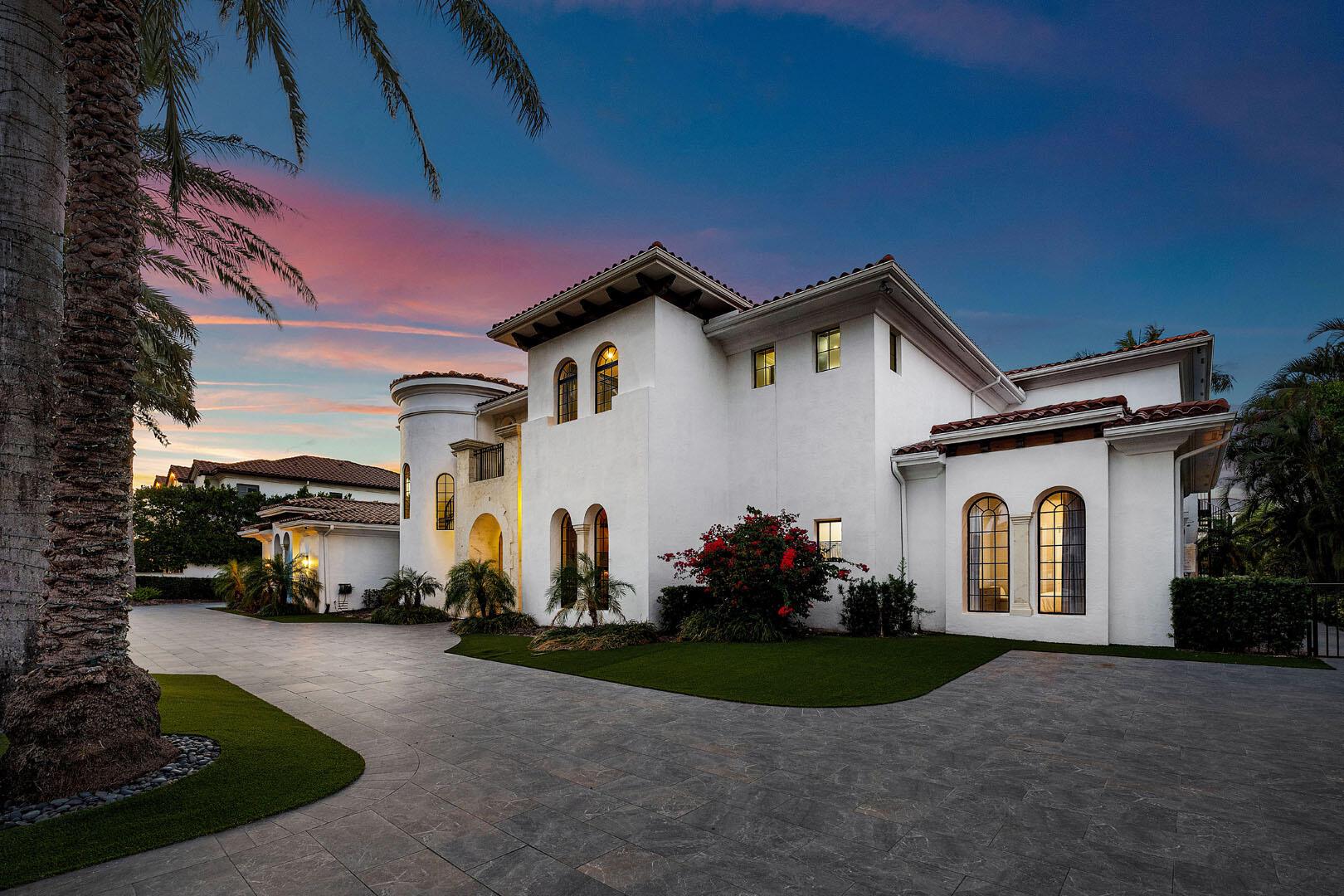 251 W Coconut Palm Rd Boca Raton, FL 33432