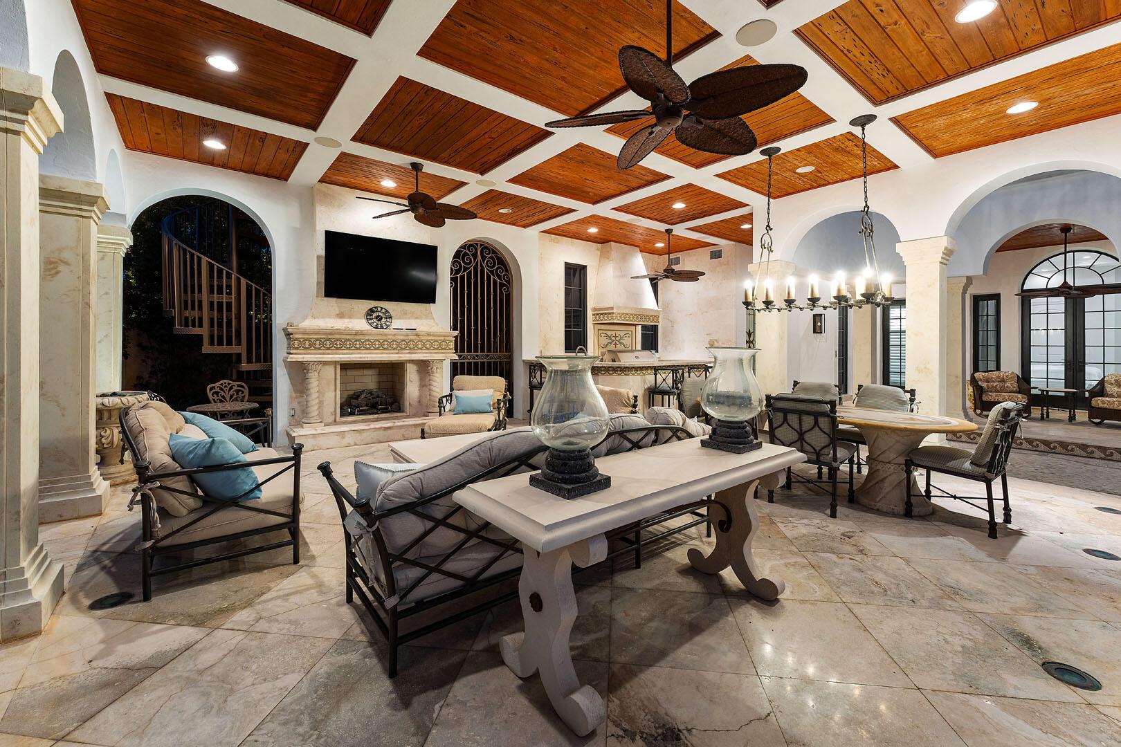 251 W Coconut Palm Rd Boca Raton, FL 33432