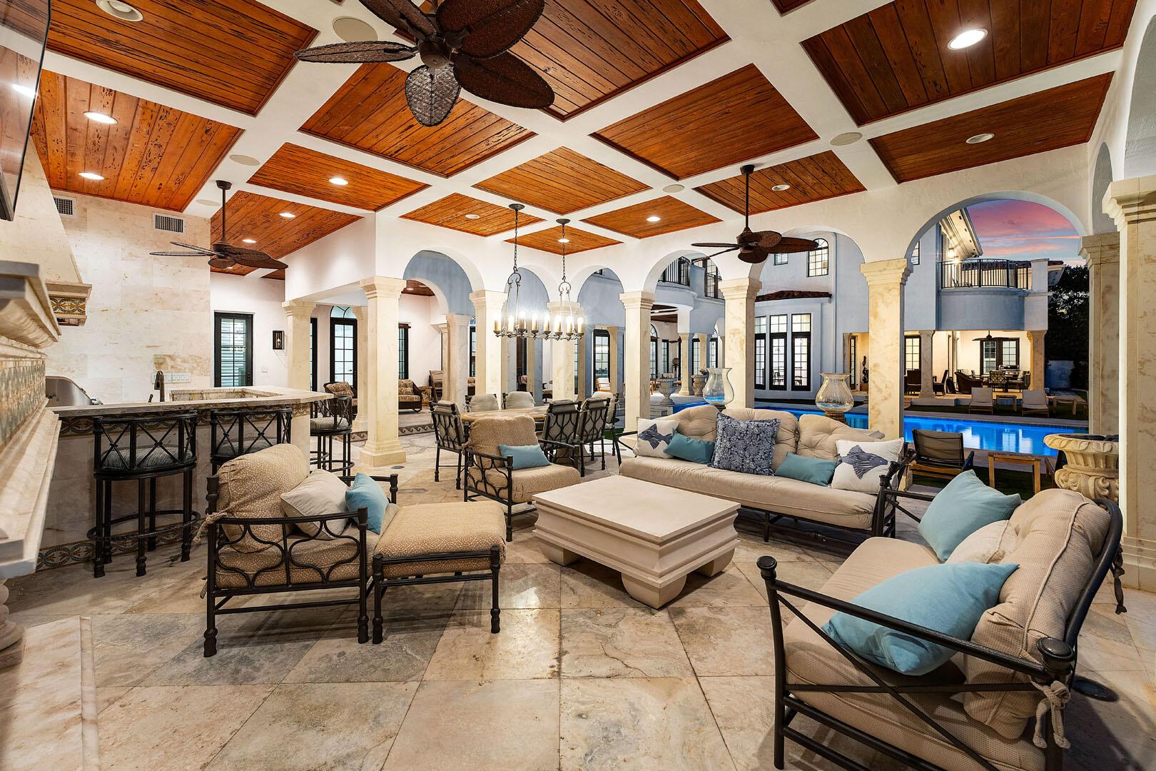 251 W Coconut Palm Rd Boca Raton, FL 33432