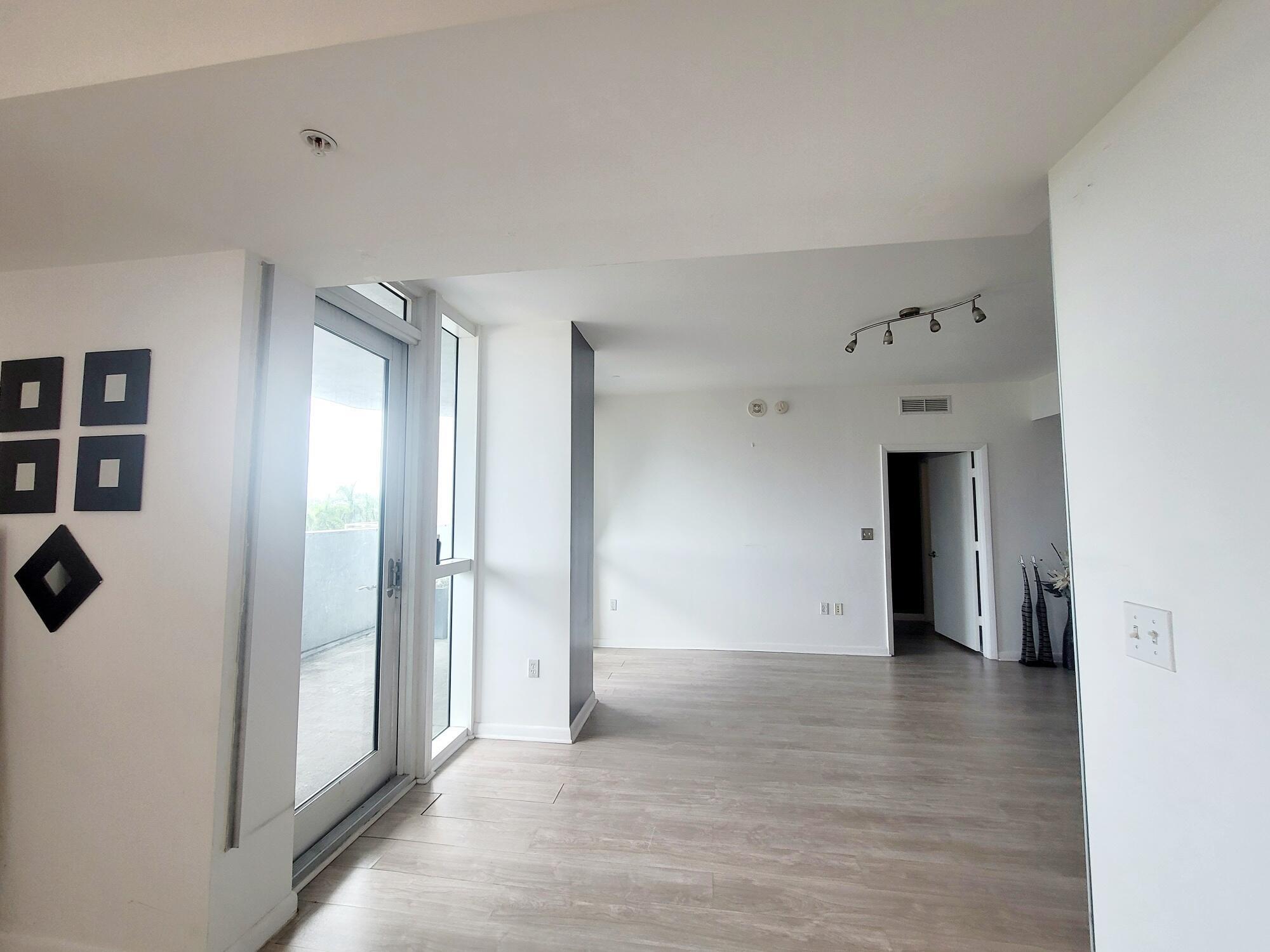 image VIZCAYNE NORTH CONDO21