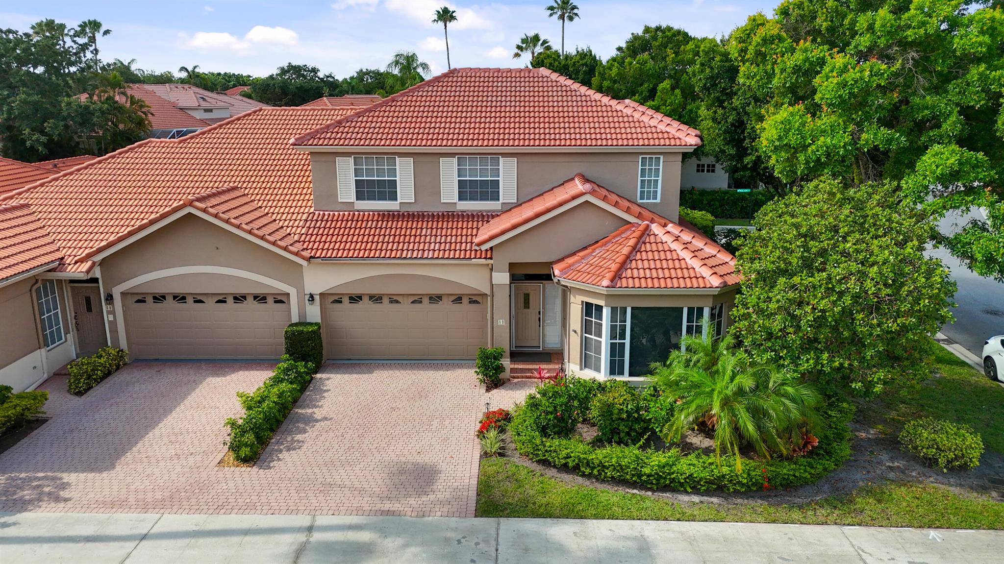 81 Monterey Pointe Dr