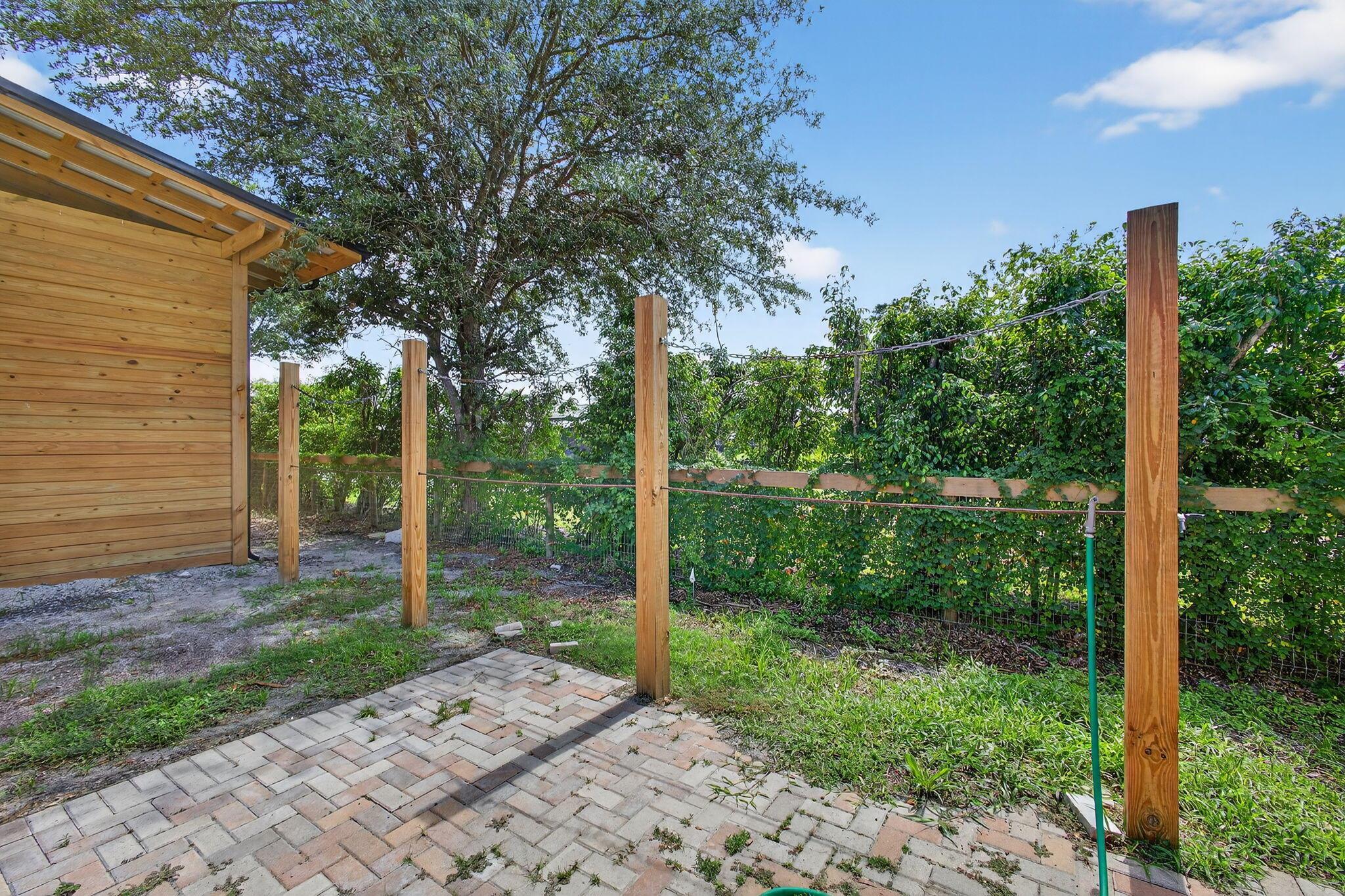 16229 Rustic Rd Rd Wellington, FL 33470 16229 Rustic Rd Rd Wellington, FL 33470